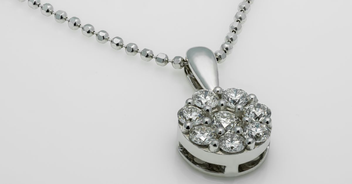 Choosing Versatile Pieces for Any Jewellery Collection