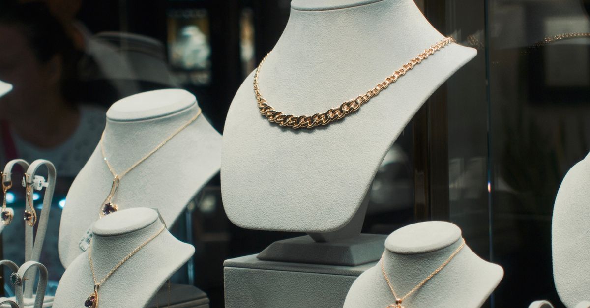When and How to Use Your Jewellery Warranty Effectively